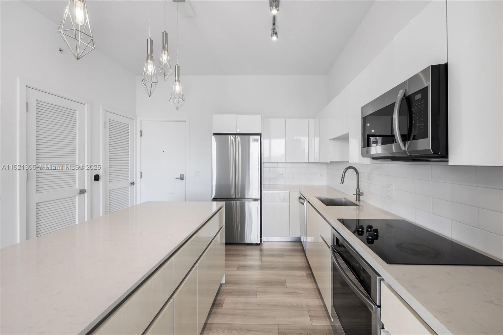 Slate Hallandale - Residential Lease