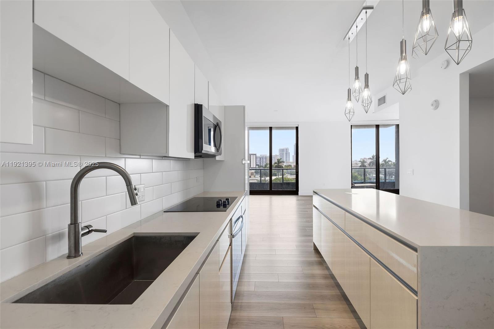 Slate Hallandale - Residential Lease