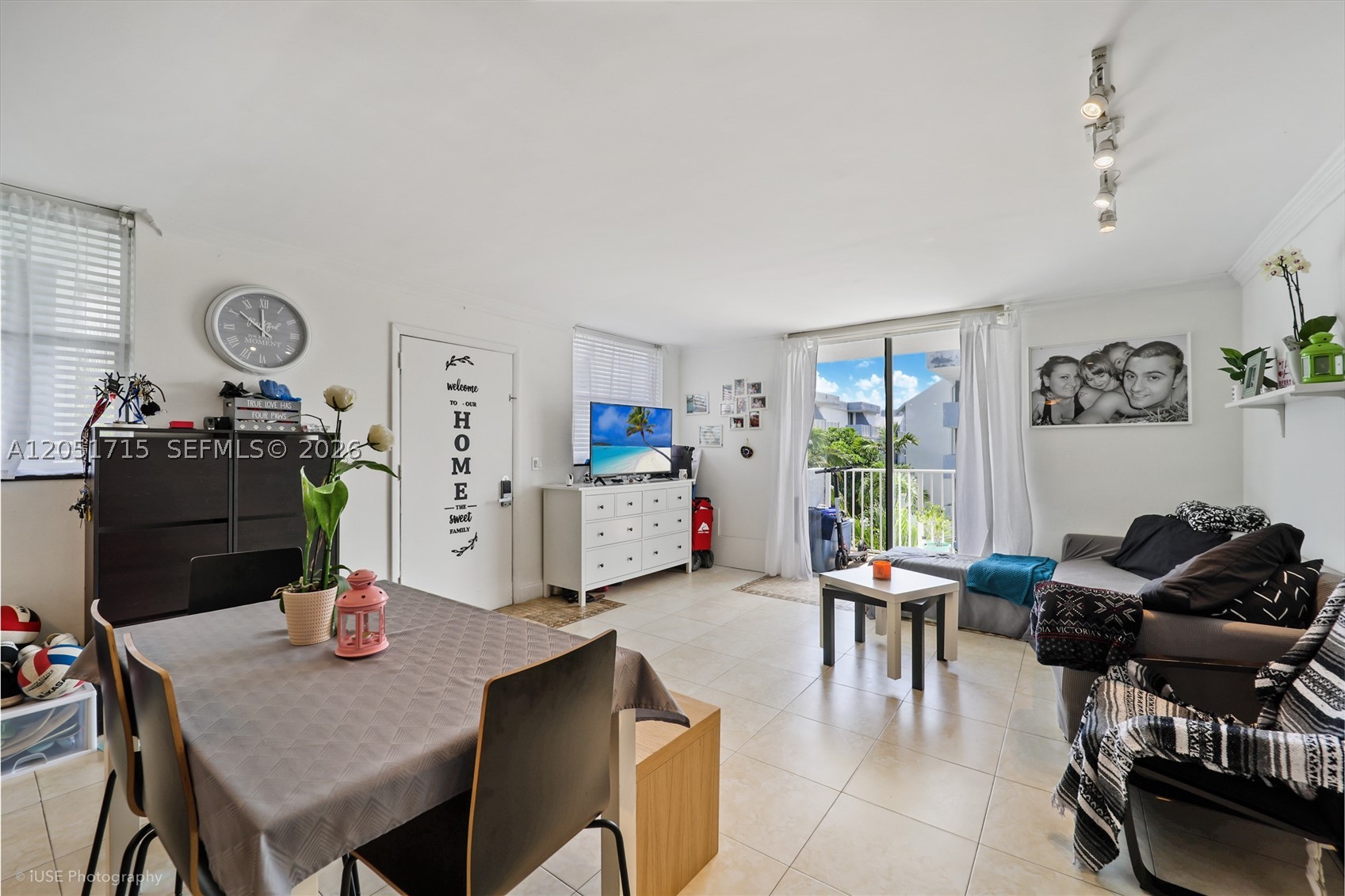 1801 S Treasure Dr 421