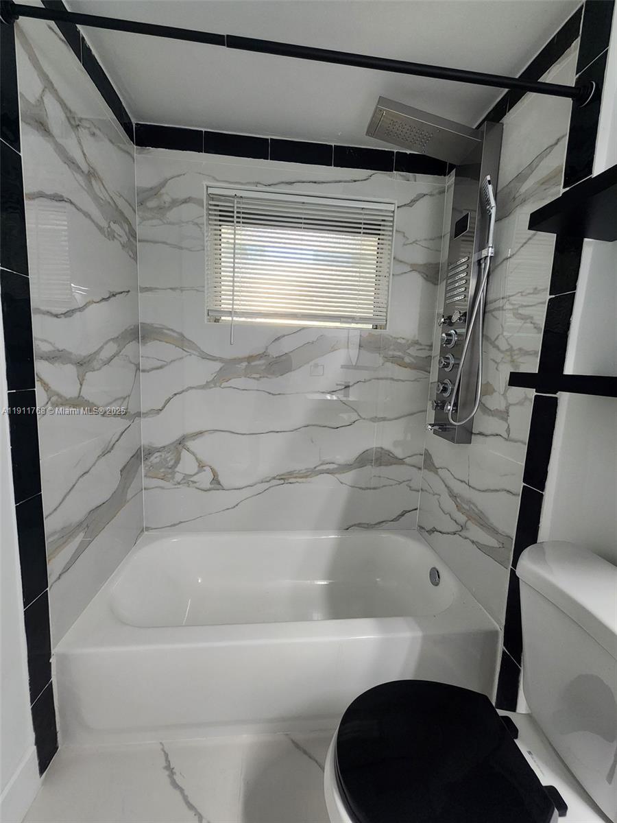 ISLE OF NORMANDY MIAMI VI - Residential Lease