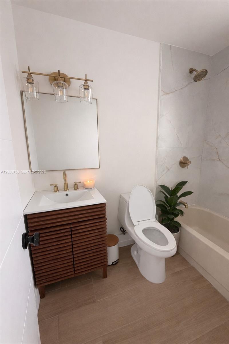 KENLAND COURT - Residential Lease