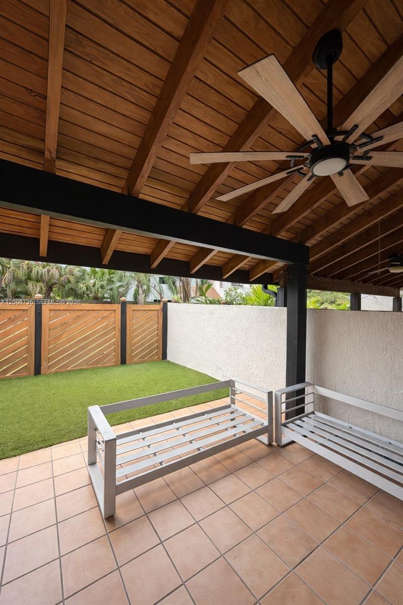 KENLAND COURT - Residential Lease