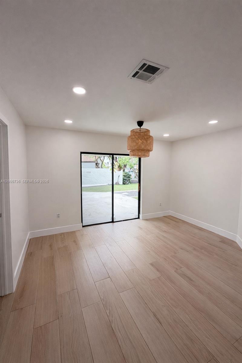 KENLAND COURT - Residential Lease