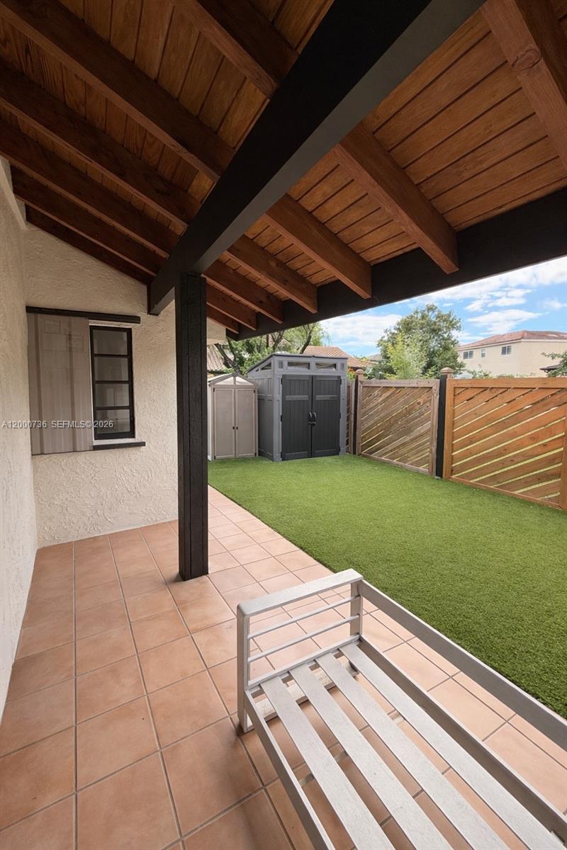 KENLAND COURT - Residential Lease