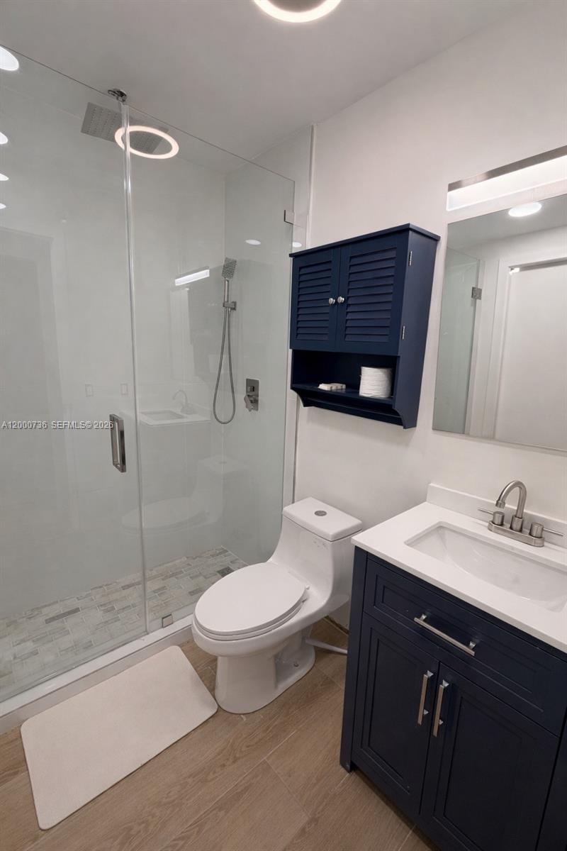 KENLAND COURT - Residential Lease