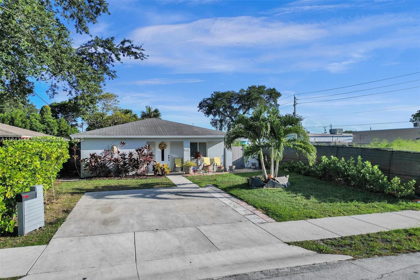 OAKLAND PARK SECOND ADD - Residential