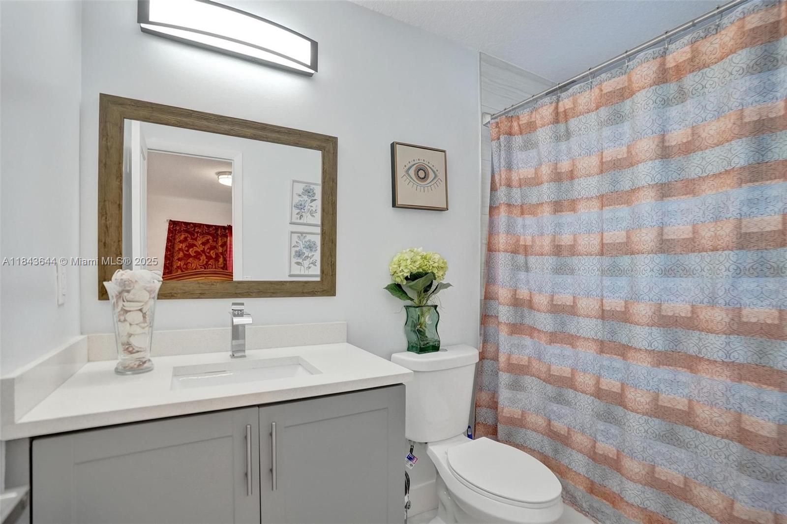 OAKLAND PARK SECOND ADD - Residential