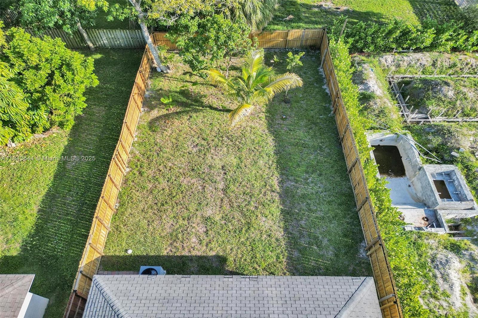 OAKLAND PARK SECOND ADD - Residential