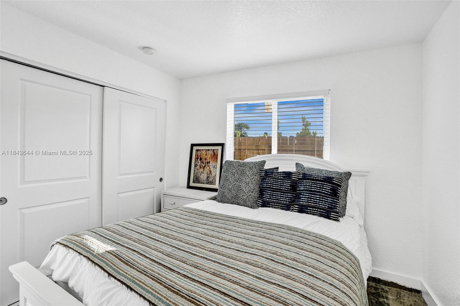 OAKLAND PARK SECOND ADD - Residential