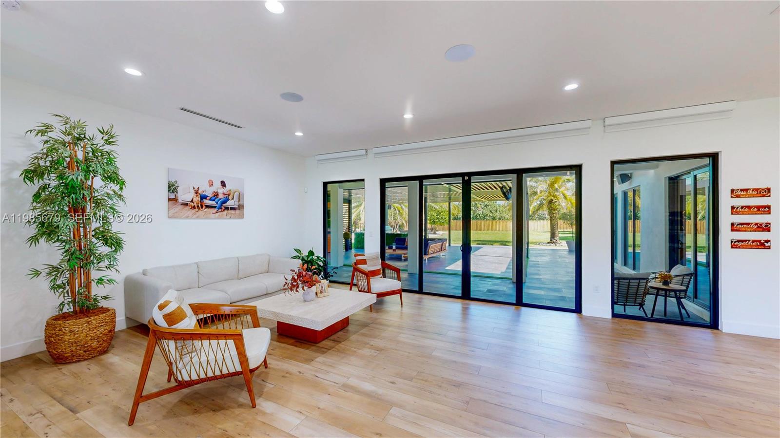 MCMINN ESTATES - Residential