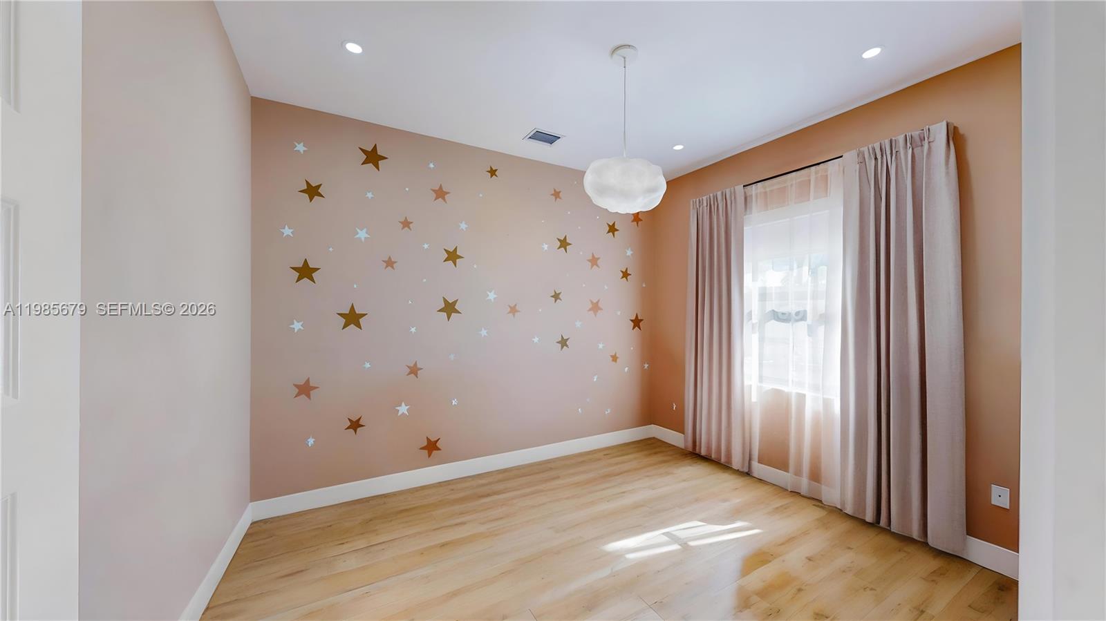 MCMINN ESTATES - Residential