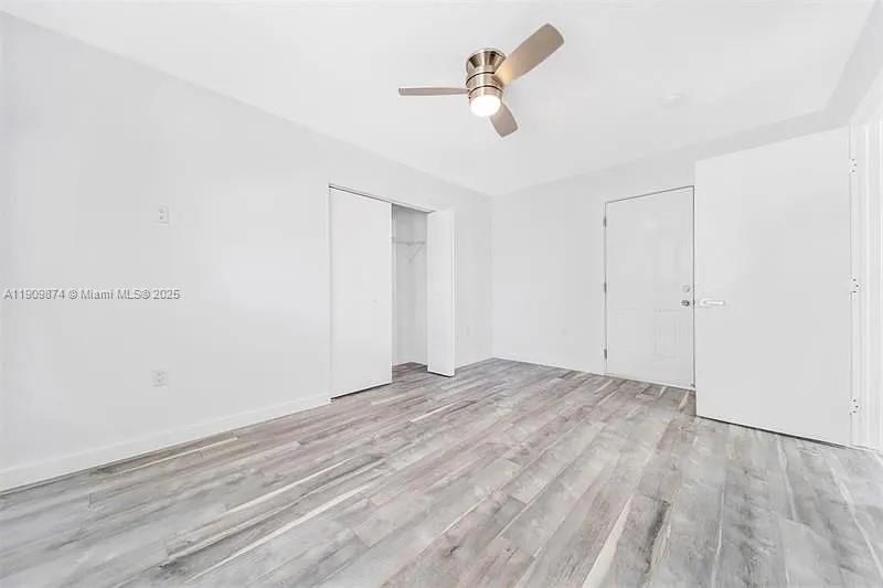 LAWRENCE ESTATE LAND CO - Residential Lease