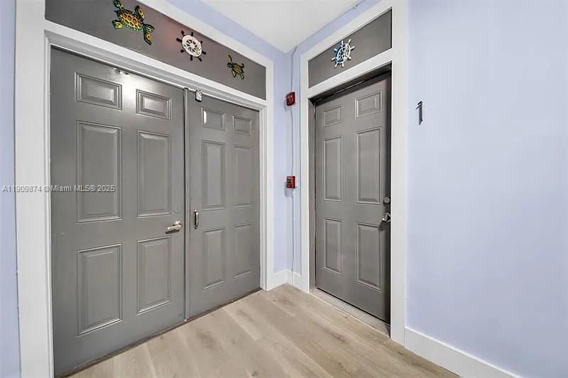 LAWRENCE ESTATE LAND CO - Residential Lease