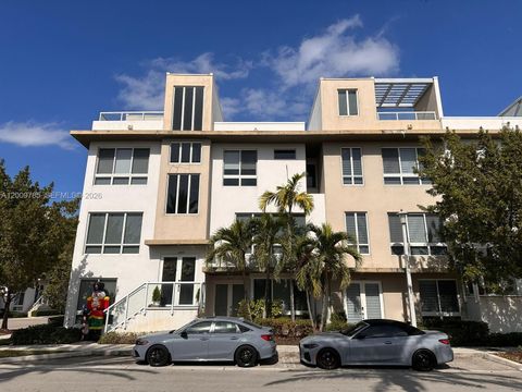 Photo of 10471 NW 66th St, Doral, FL 33178 (MLS # A12009785)