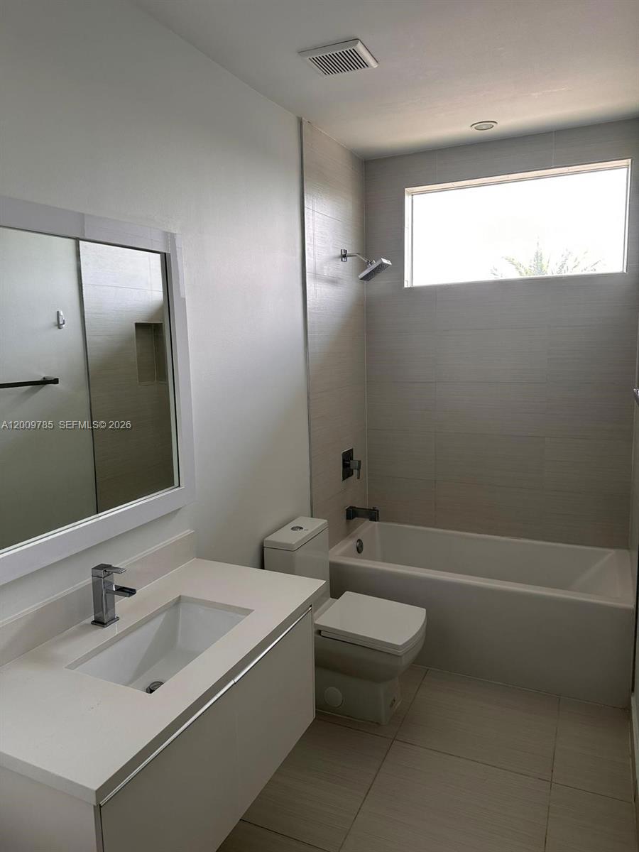 LANDMARK AT DORAL - Residential