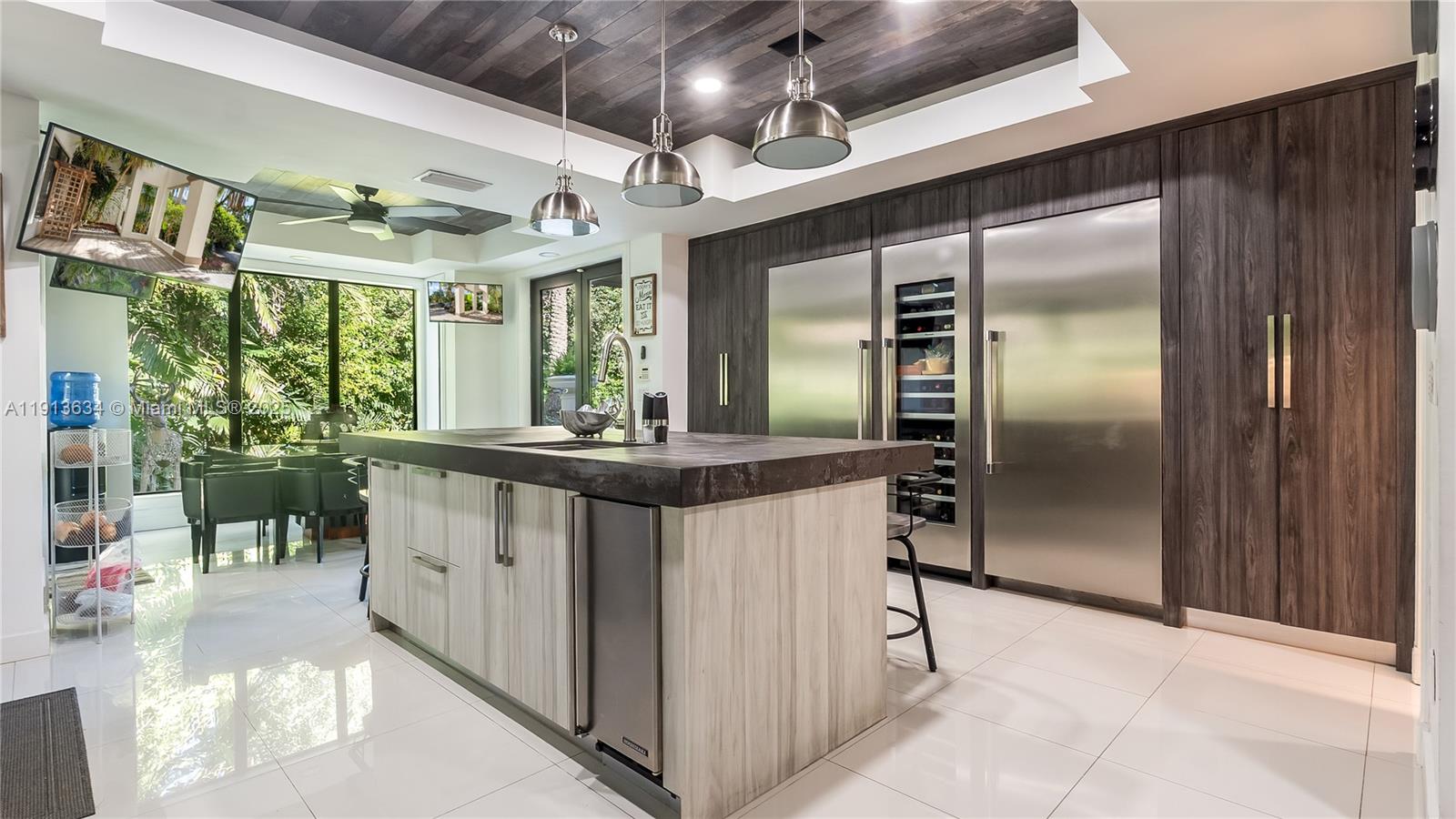 PINECREST LAKE ESTATES RE - Residential