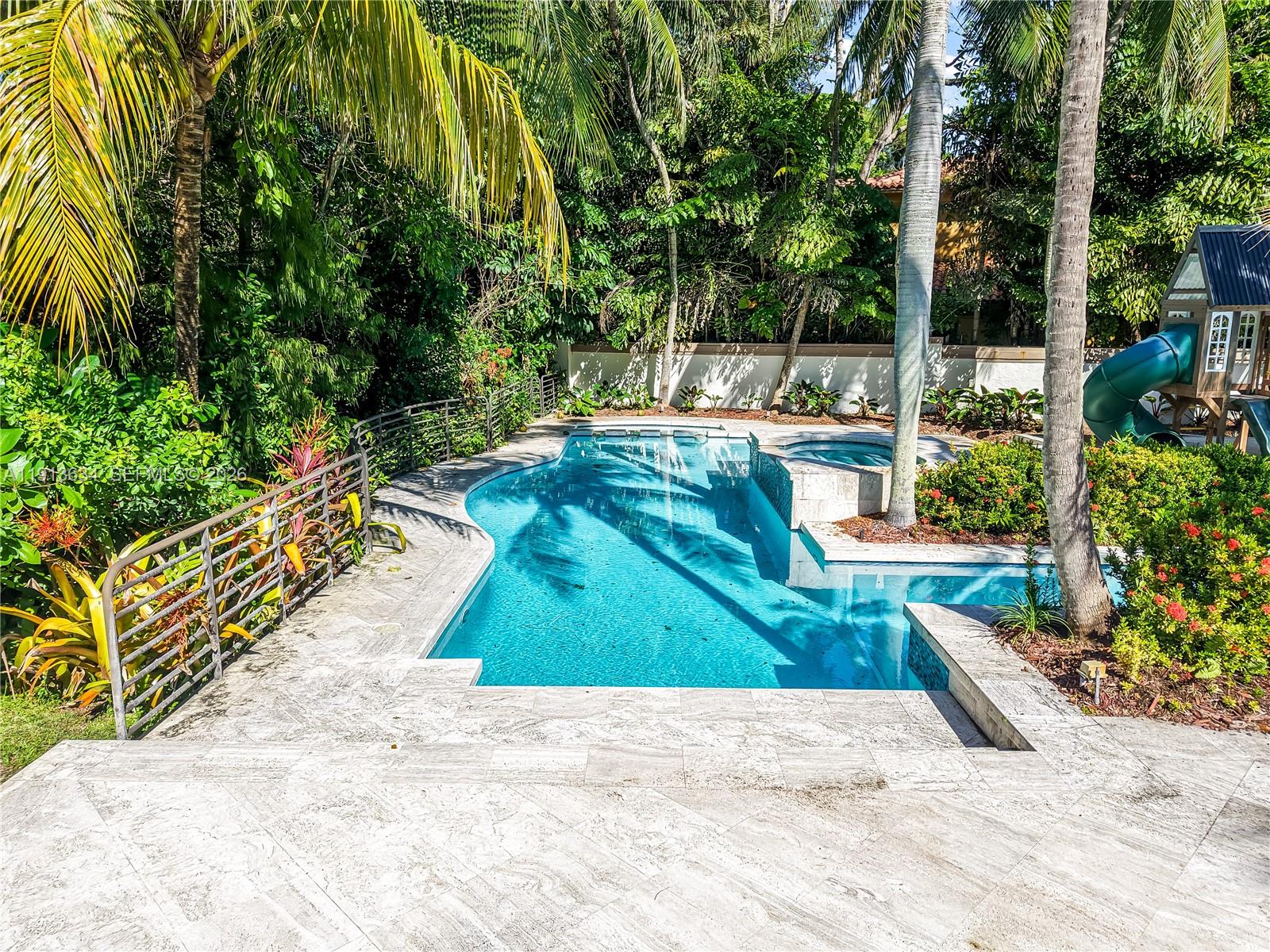 PINECREST LAKE ESTATES RE - Residential