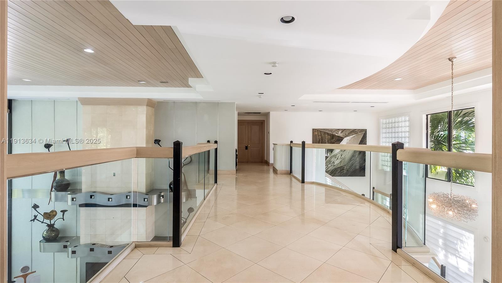 PINECREST LAKE ESTATES RE - Residential