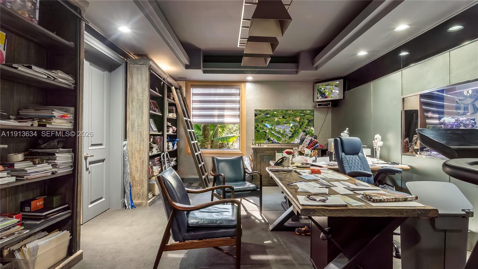 PINECREST LAKE ESTATES RE - Residential