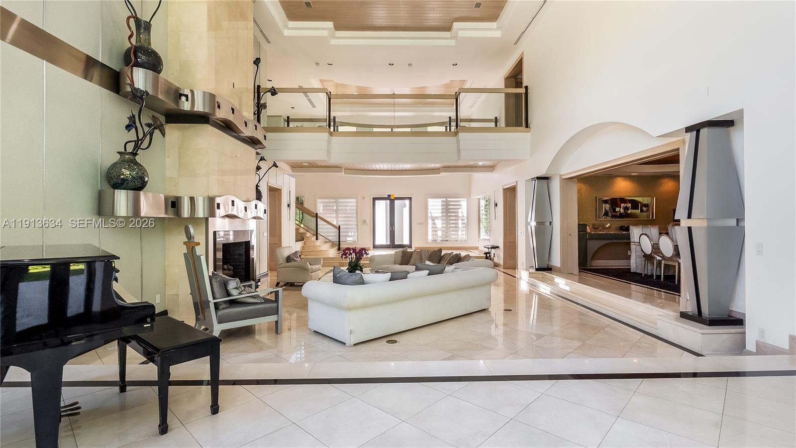 PINECREST LAKE ESTATES RE - Residential