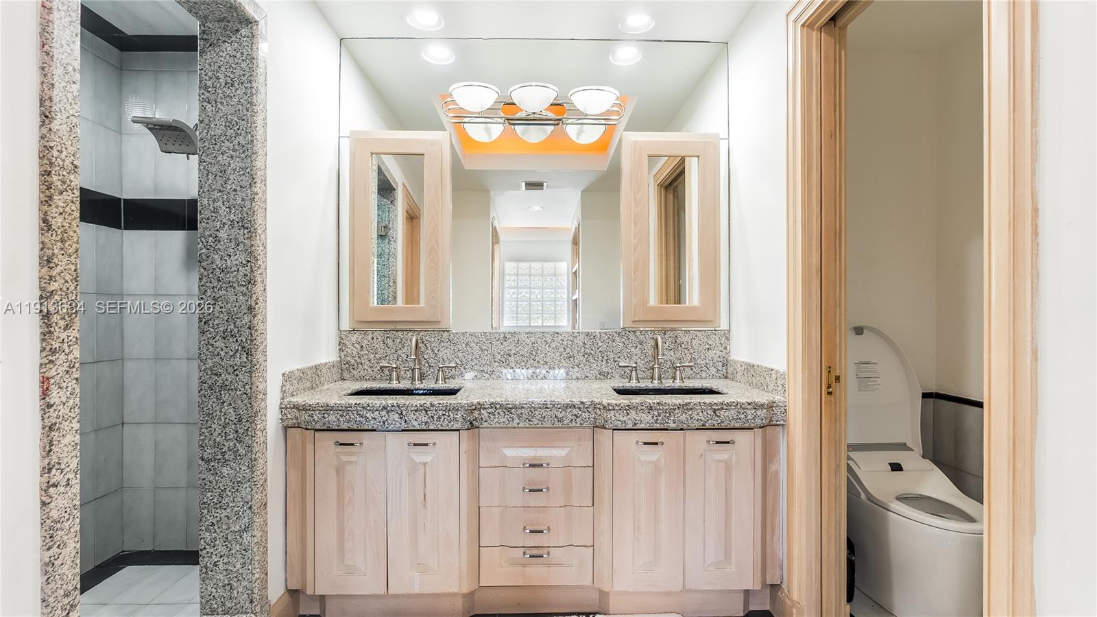 PINECREST LAKE ESTATES RE - Residential