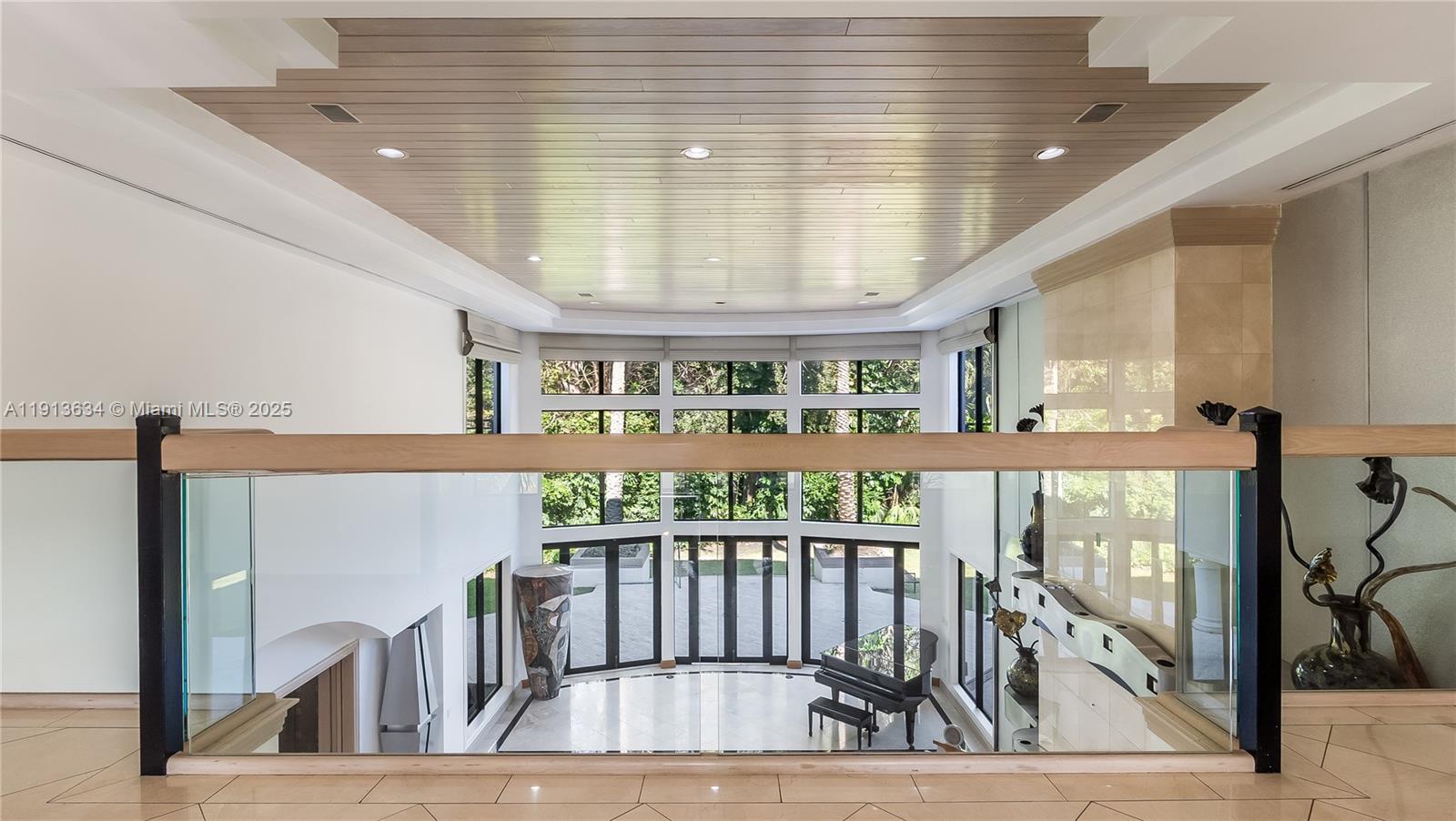 PINECREST LAKE ESTATES RE - Residential