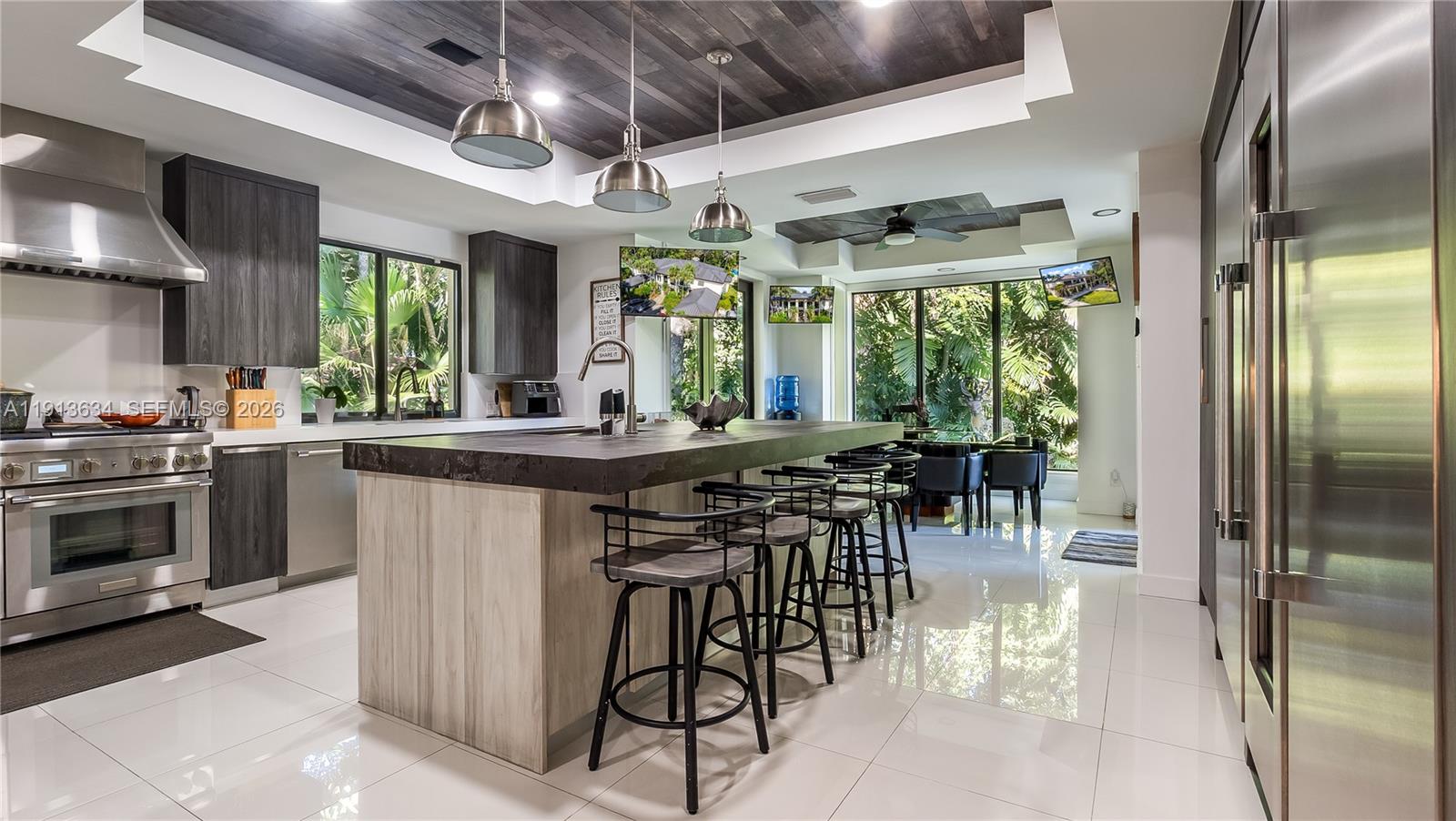 PINECREST LAKE ESTATES RE - Residential