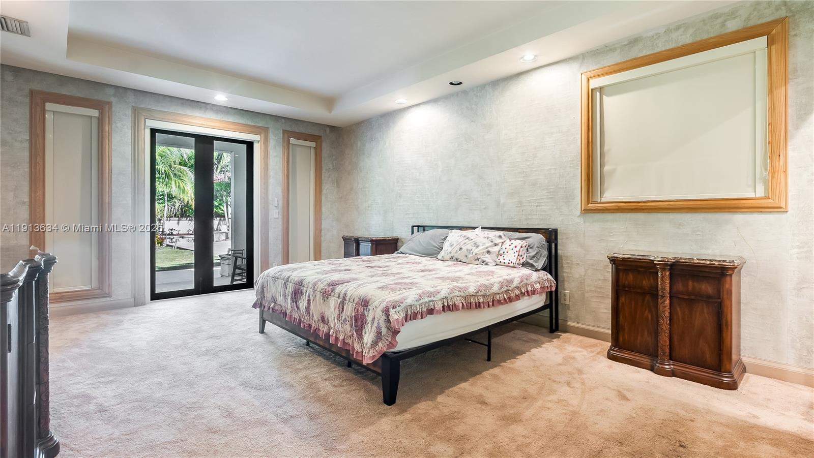 PINECREST LAKE ESTATES RE - Residential