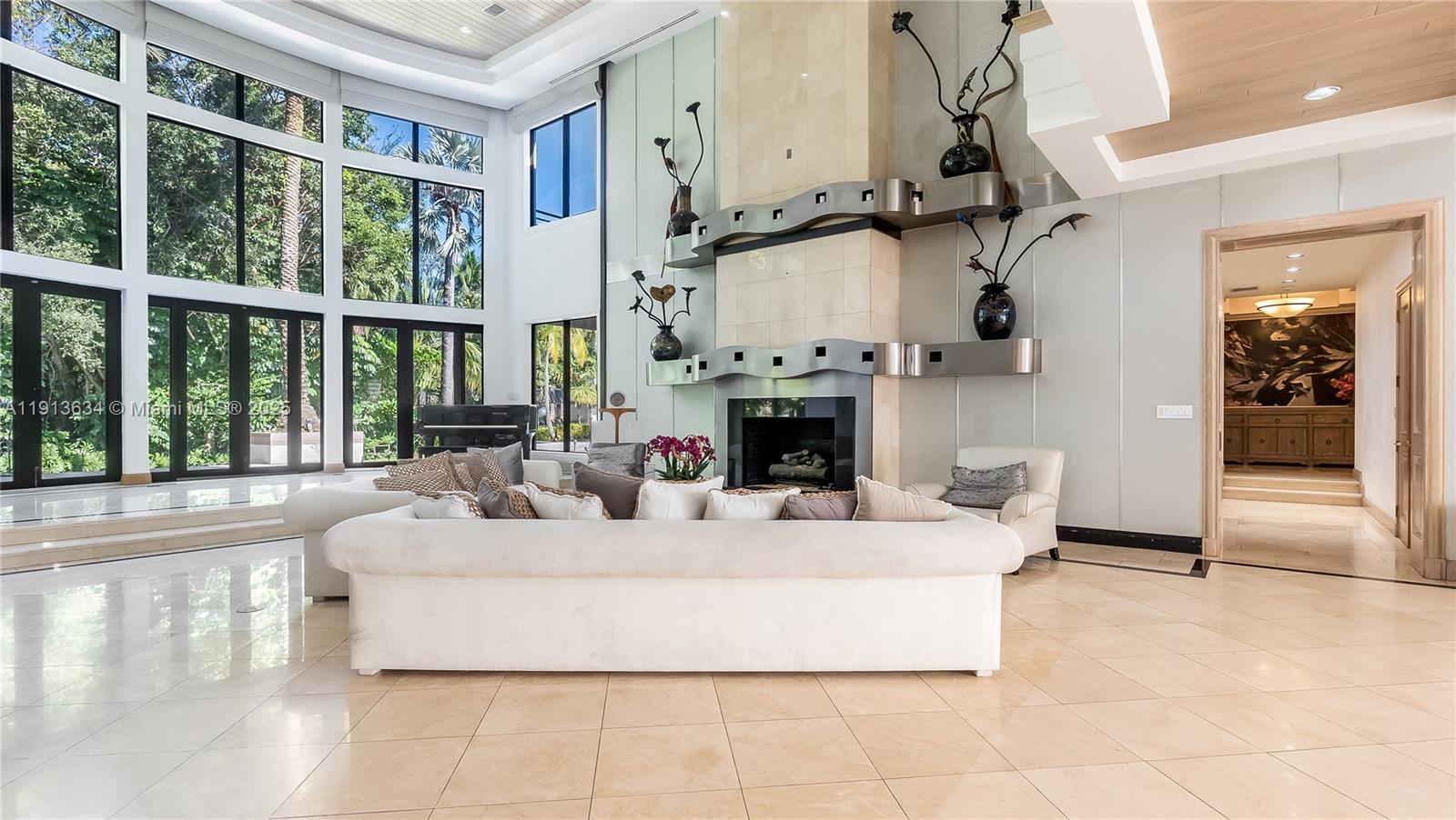 PINECREST LAKE ESTATES RE - Residential