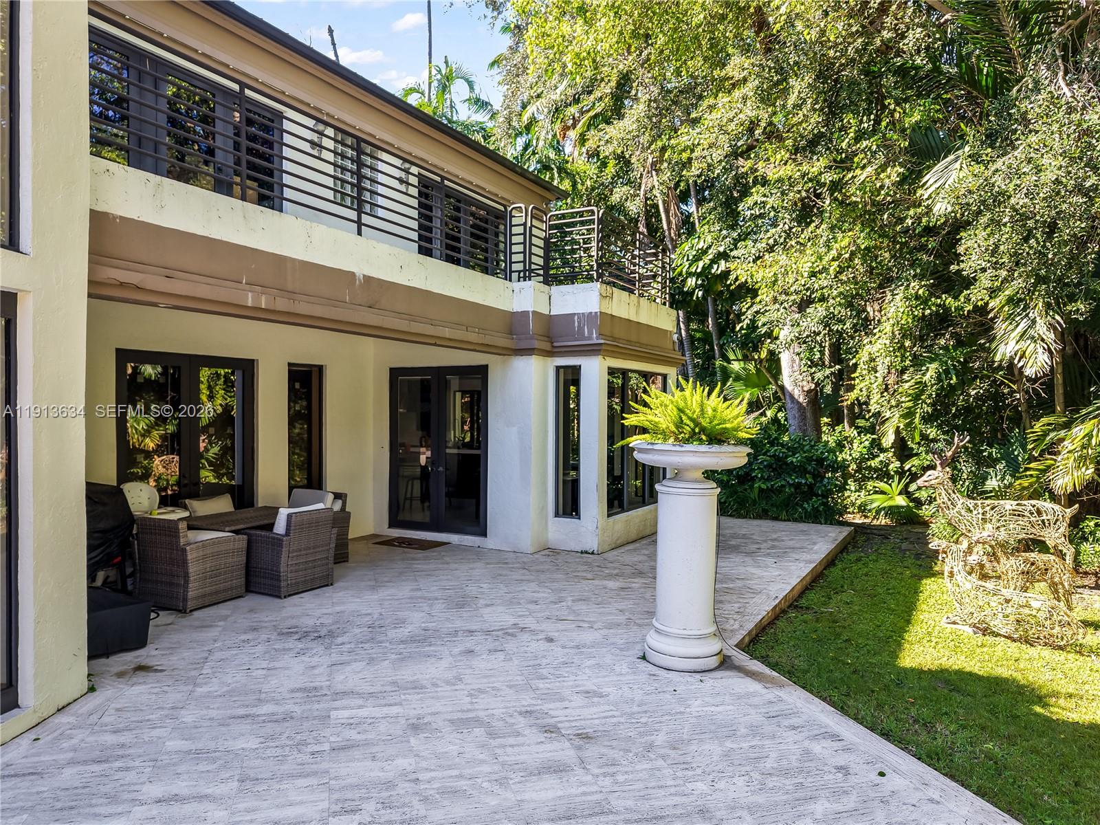 PINECREST LAKE ESTATES RE - Residential