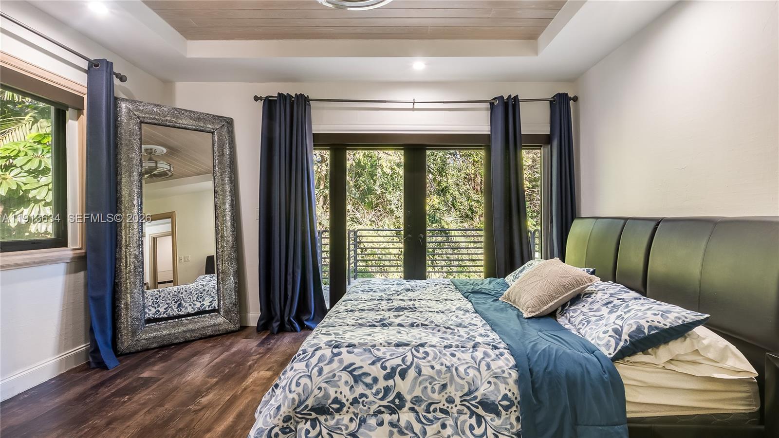 PINECREST LAKE ESTATES RE - Residential