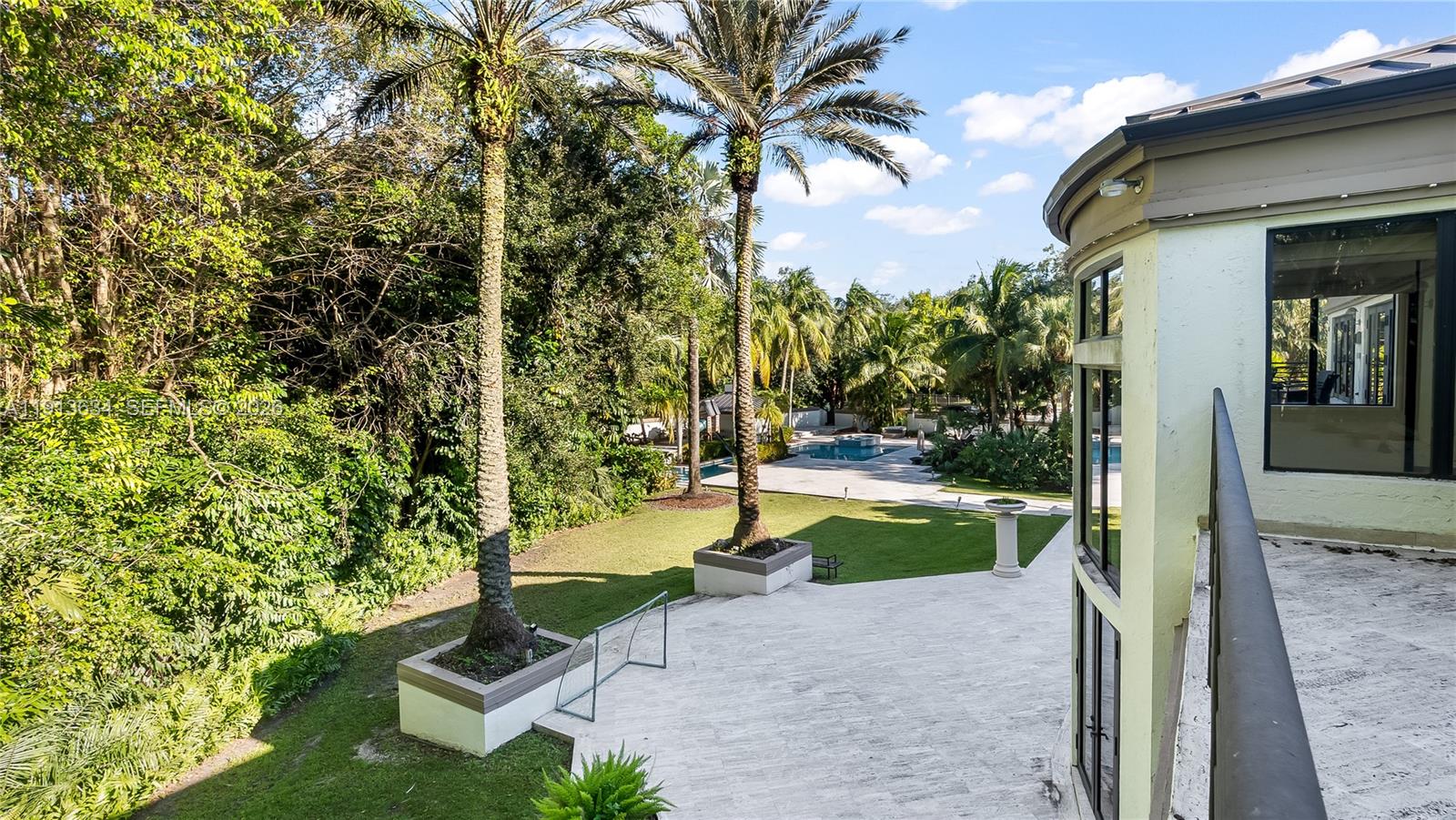 PINECREST LAKE ESTATES RE - Residential