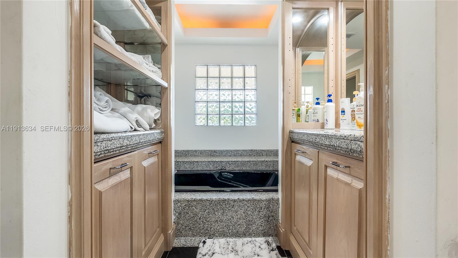 PINECREST LAKE ESTATES RE - Residential