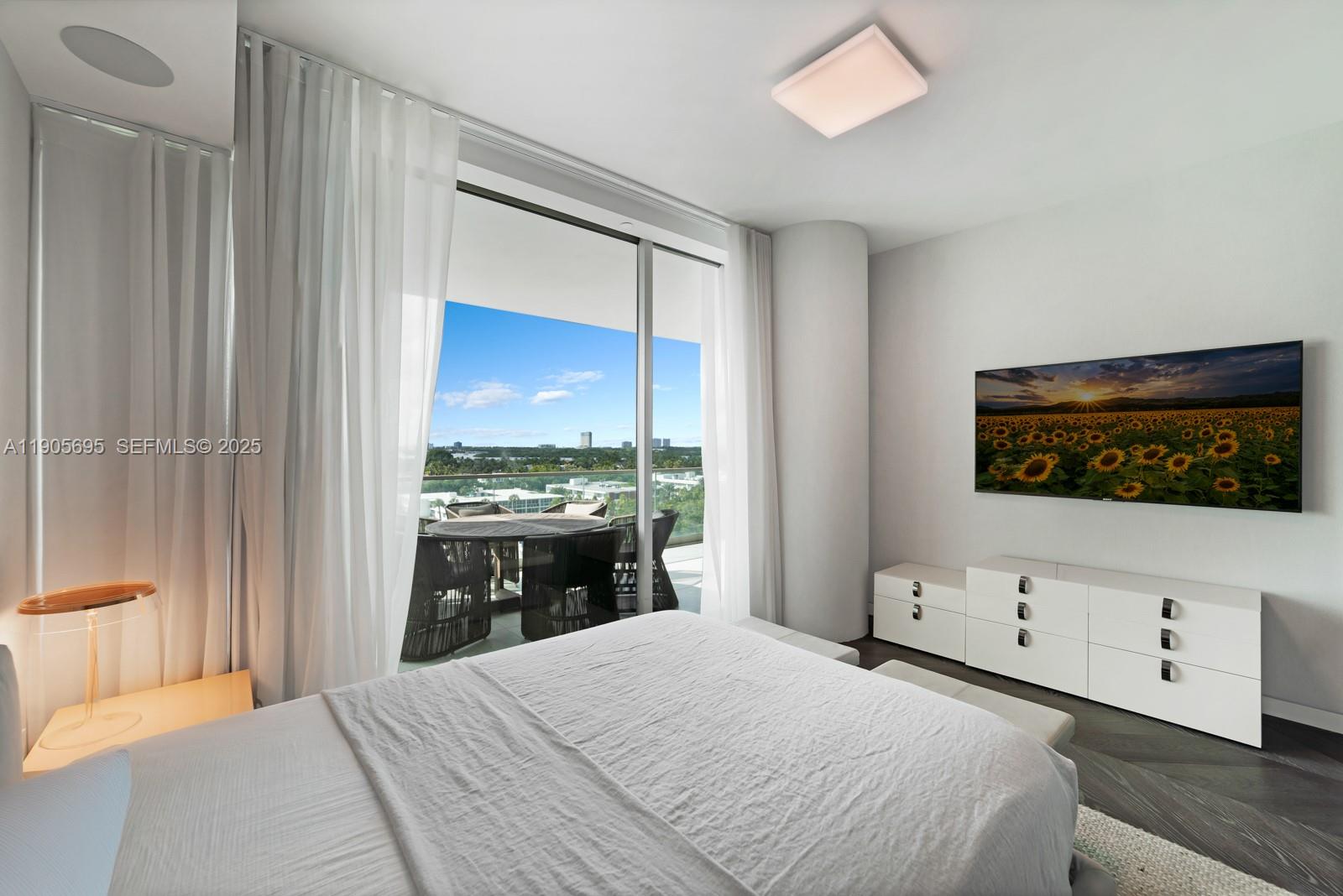 OCEANA BAL HARBOUR CONDO - Residential