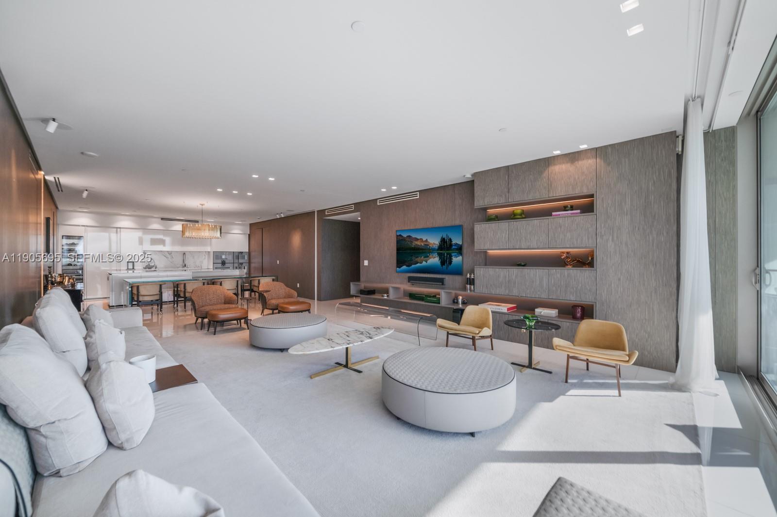 10201 Collins Ave 807