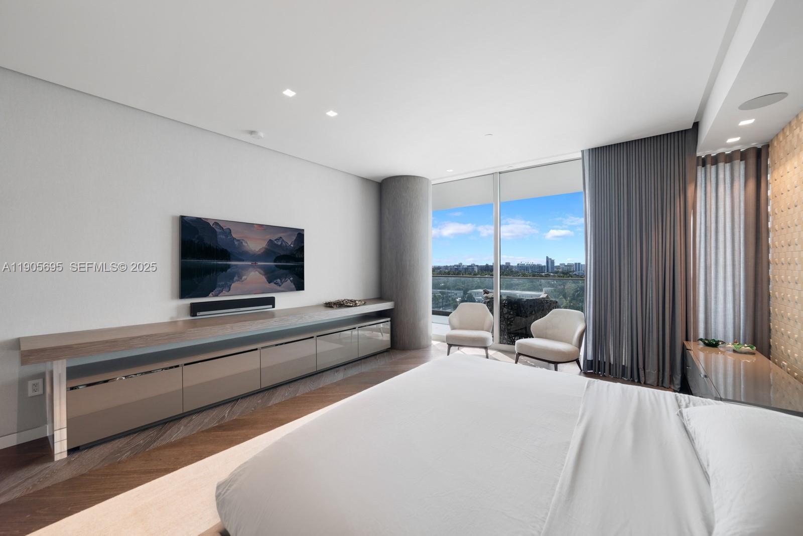 OCEANA BAL HARBOUR CONDO - Residential