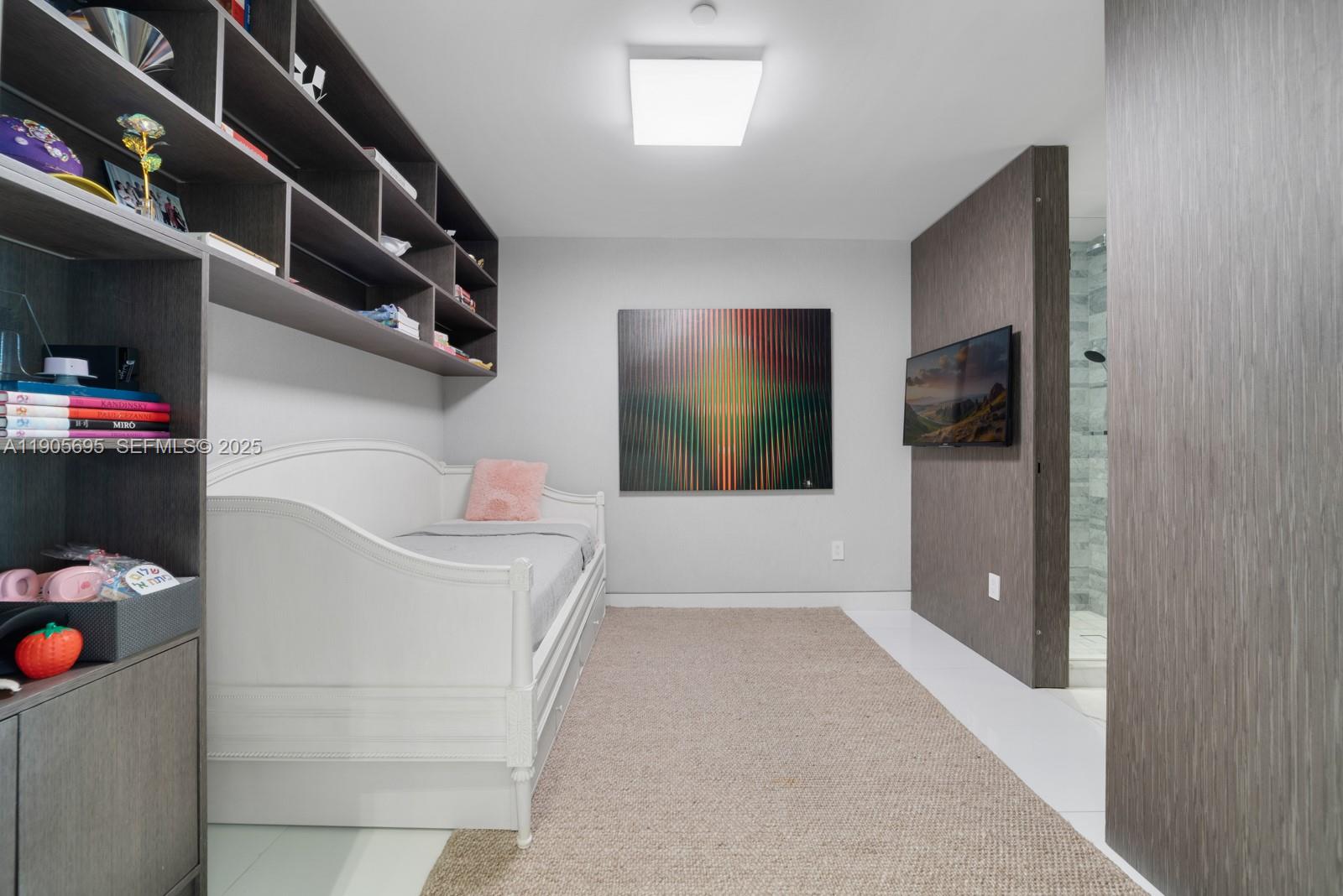 OCEANA BAL HARBOUR CONDO - Residential