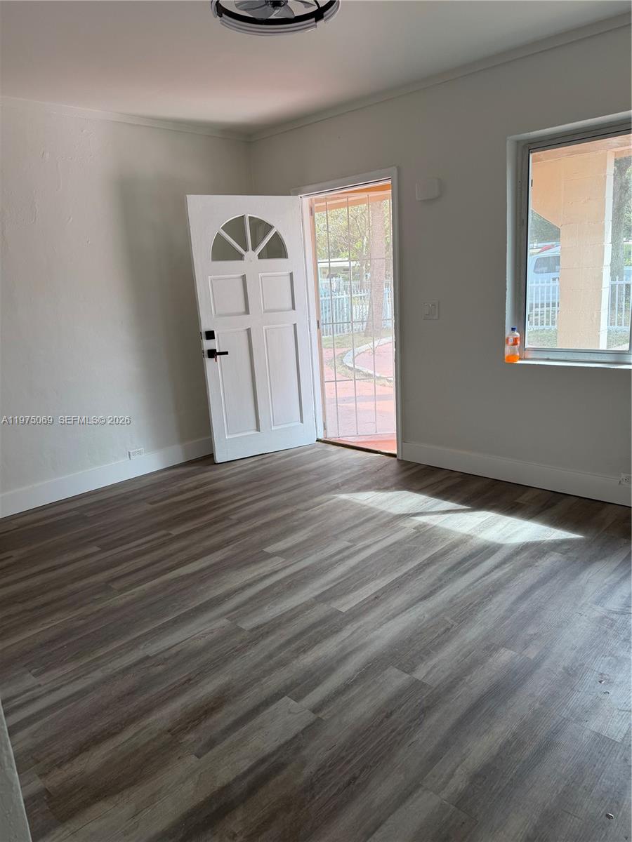 SUNKIST GROVE - Residential Lease