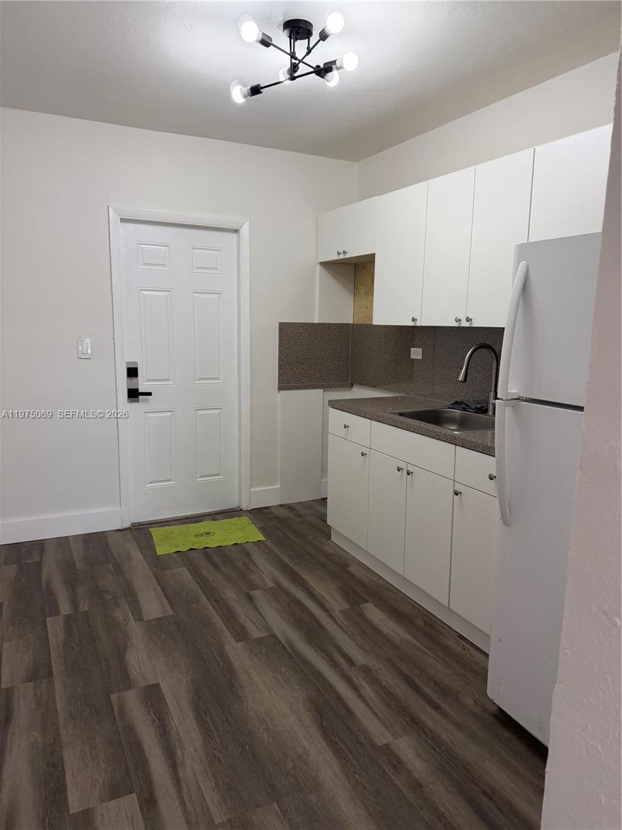 SUNKIST GROVE - Residential Lease