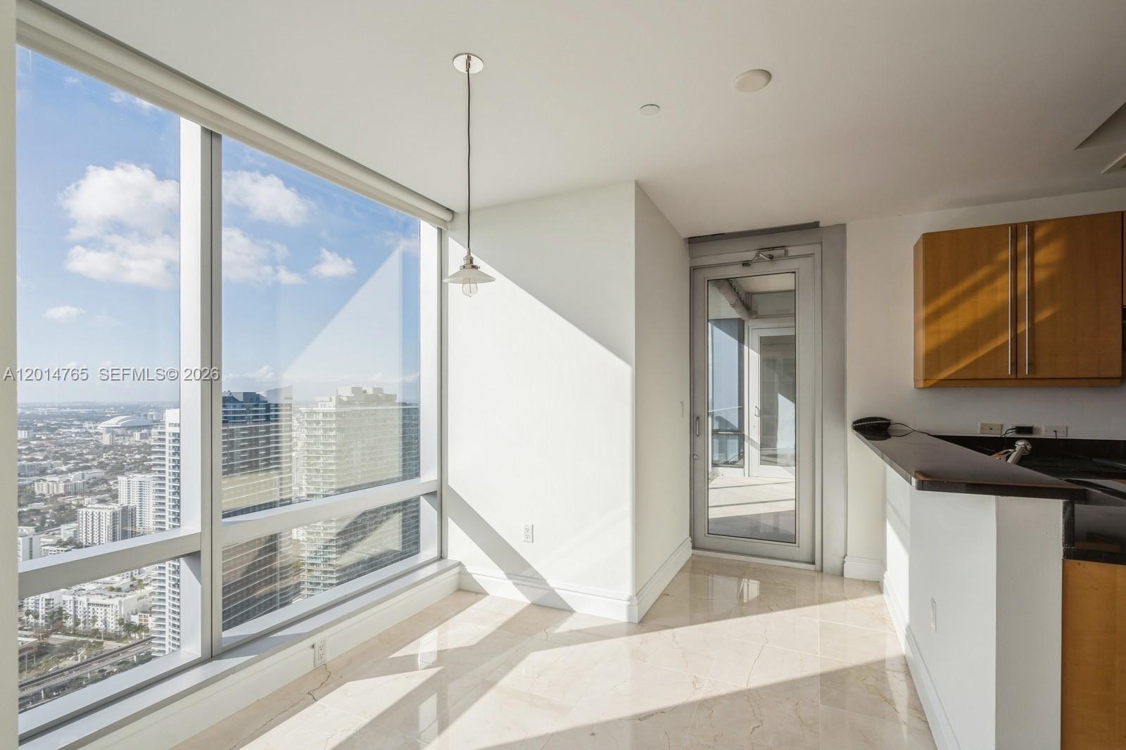 1425 Brickell Ave 57B