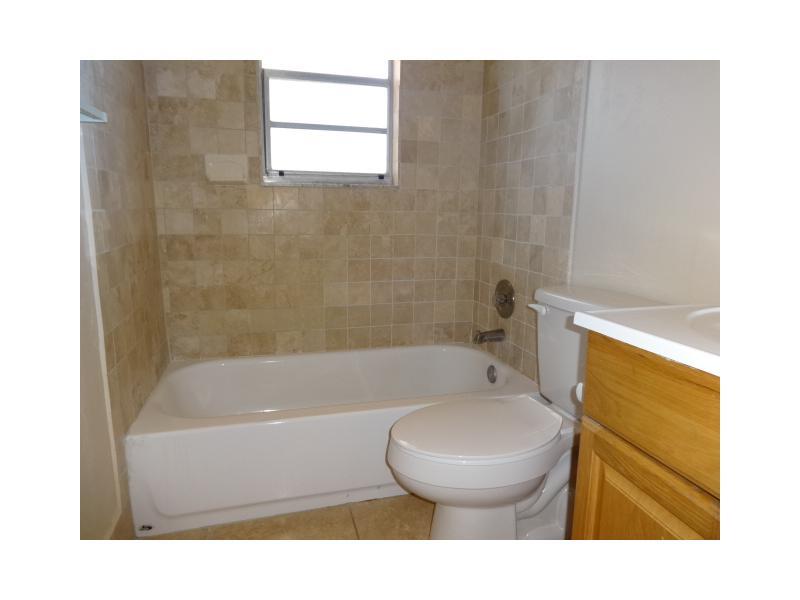 AUDUBON CLUSTER WEST - Residential Lease