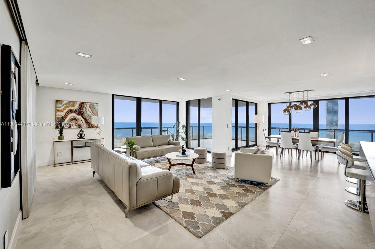 TURNBERRY ISLE SOUTH - Residential