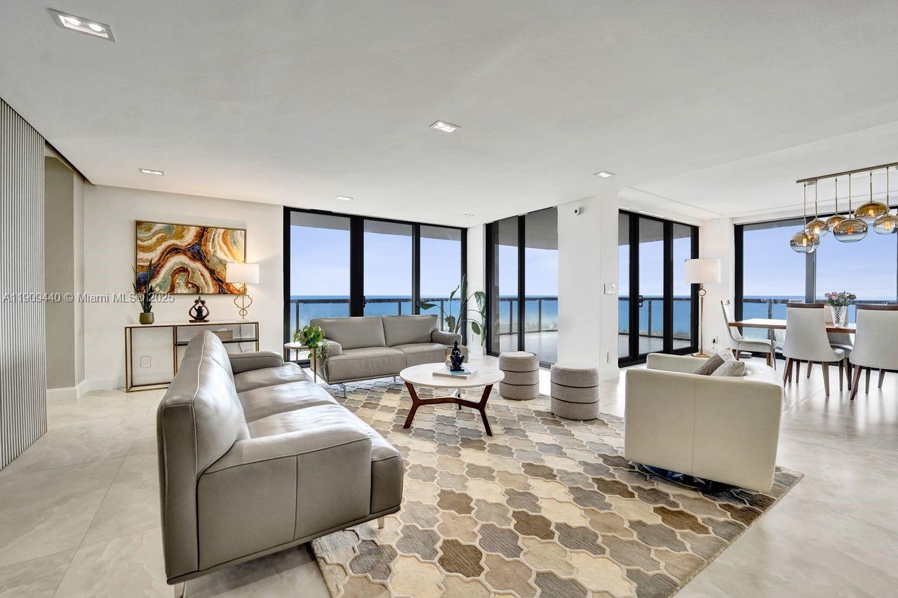 TURNBERRY ISLE SOUTH - Residential