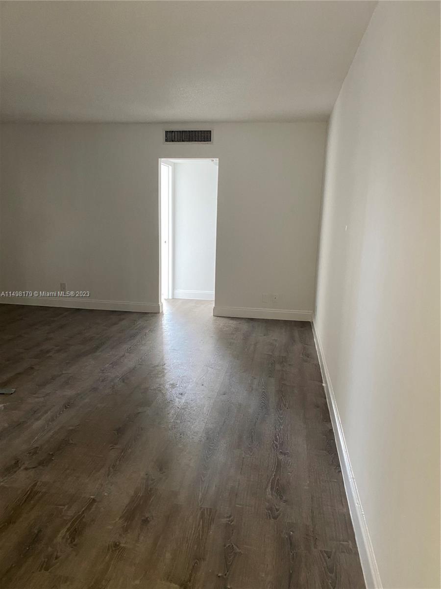 LSOLEI AT HALLANDALE BEAC - Residential Lease