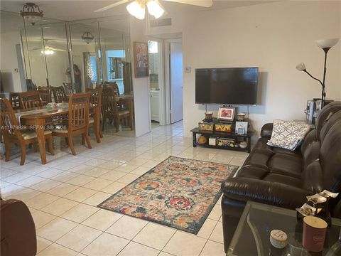 Photo of 5300 Washington St #J312, Hollywood, FL 33021 (MLS # A11979929)