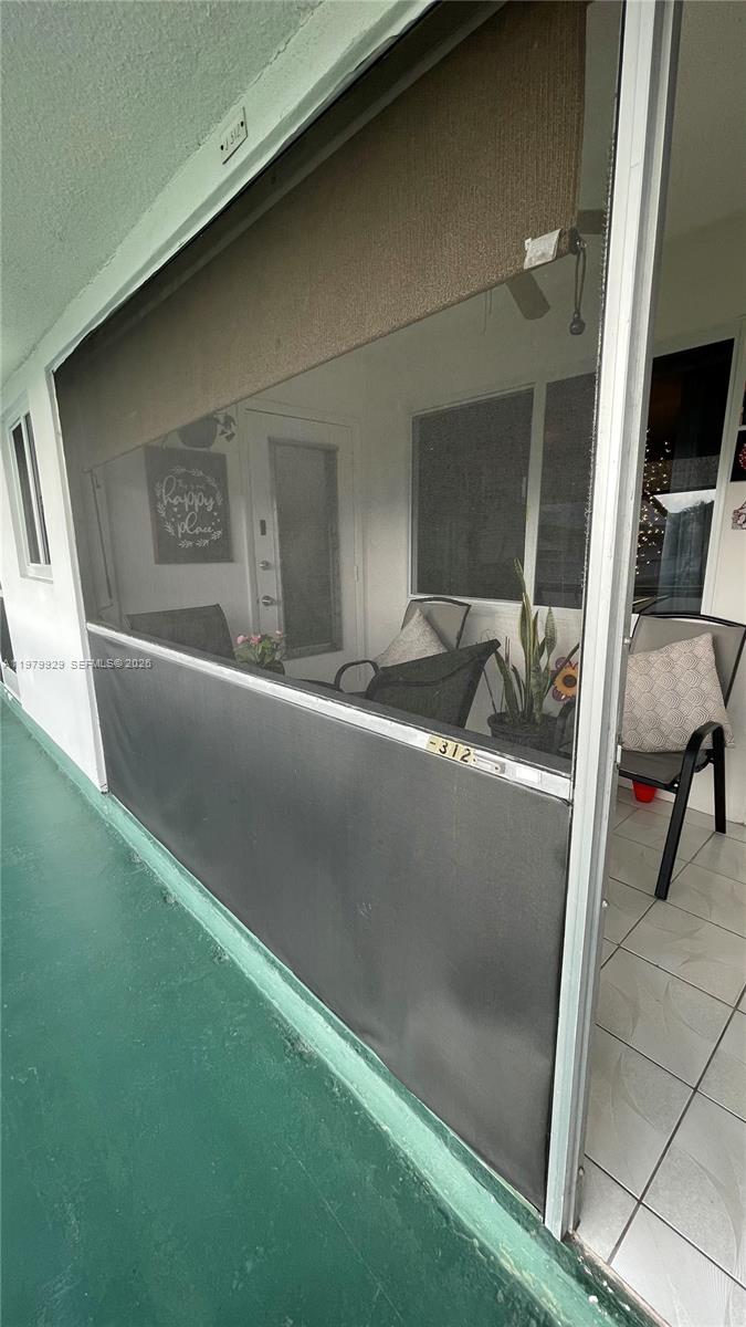 BEVERLY HILLS CONDO NUMBE - Residential