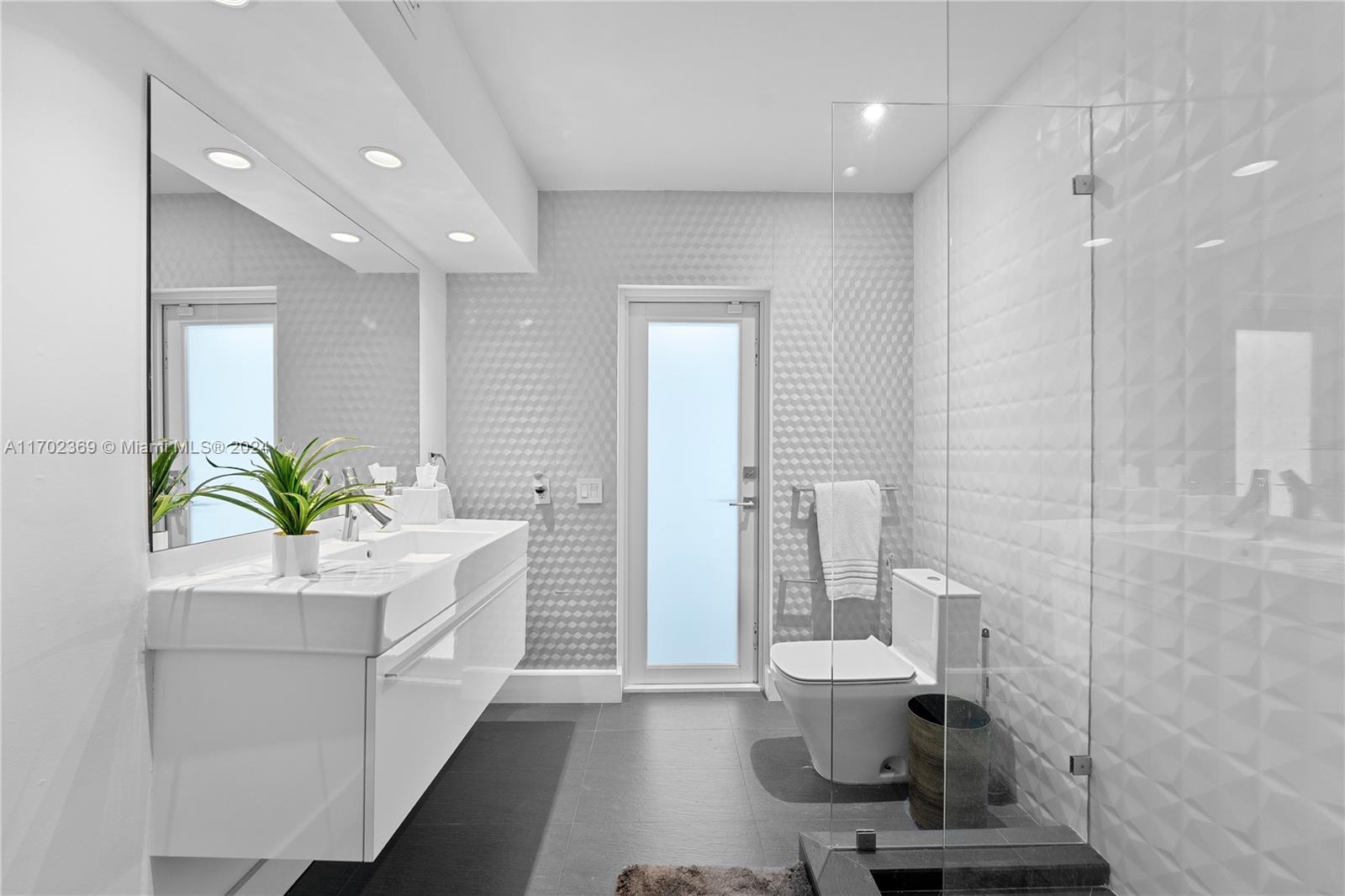 BAY POINT - Residential