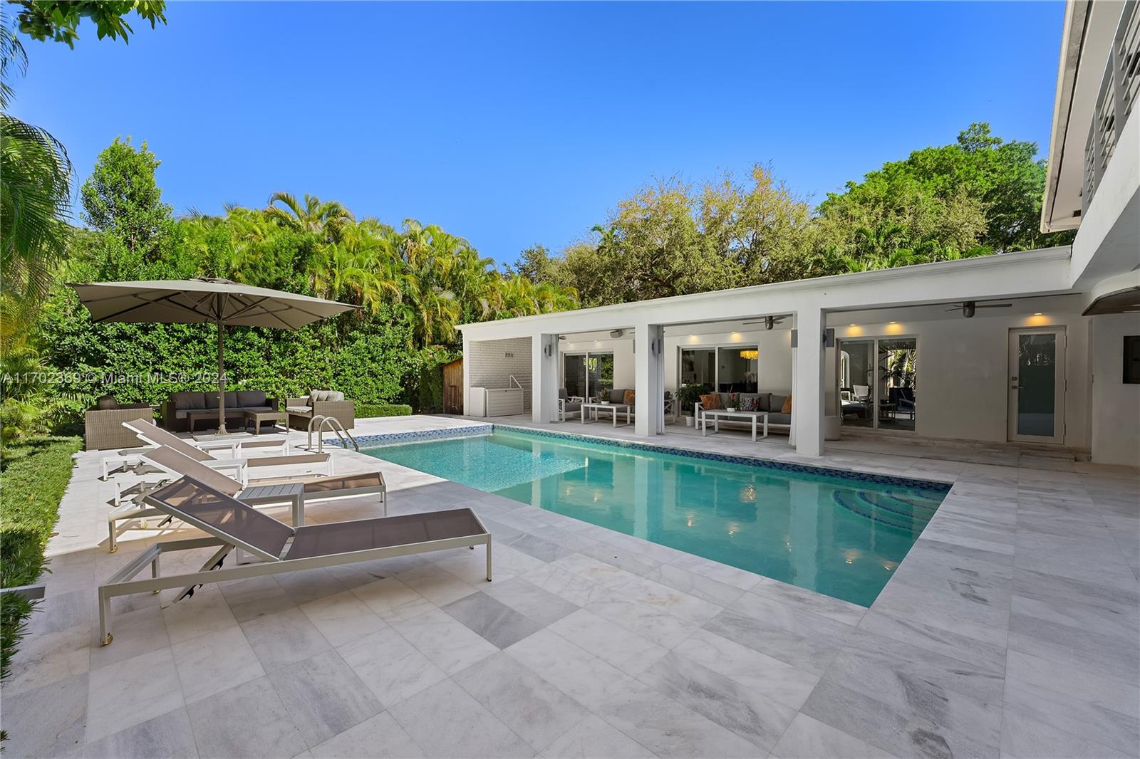 BAY POINT - Residential