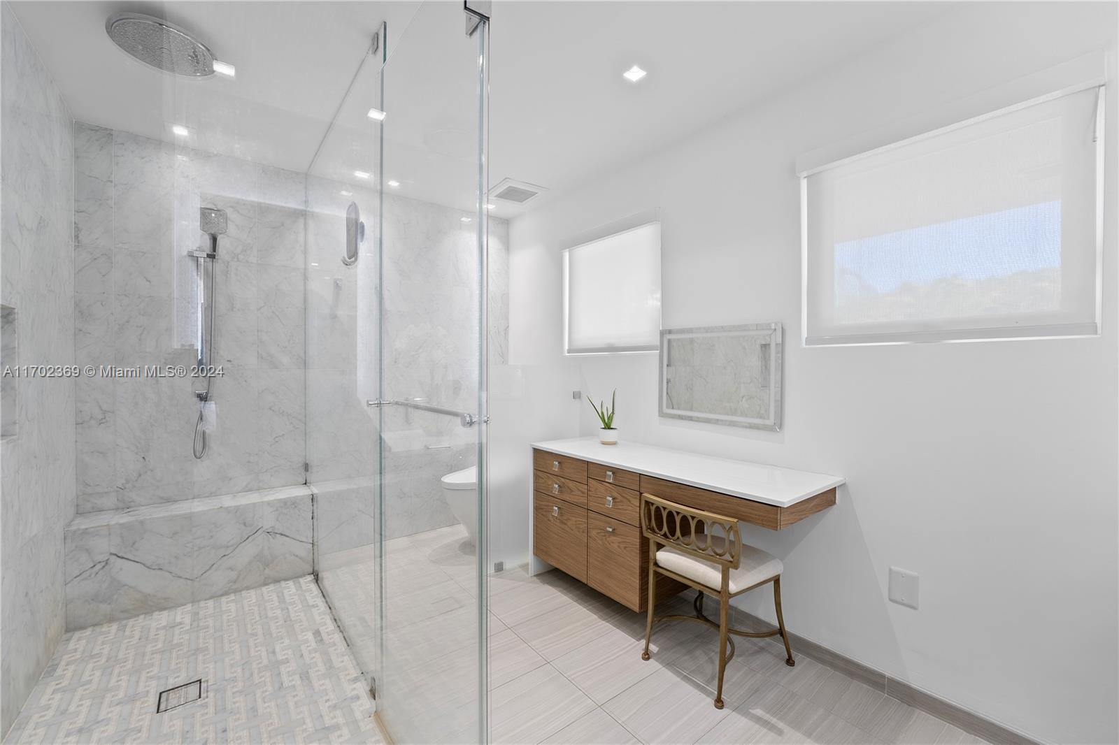 BAY POINT - Residential