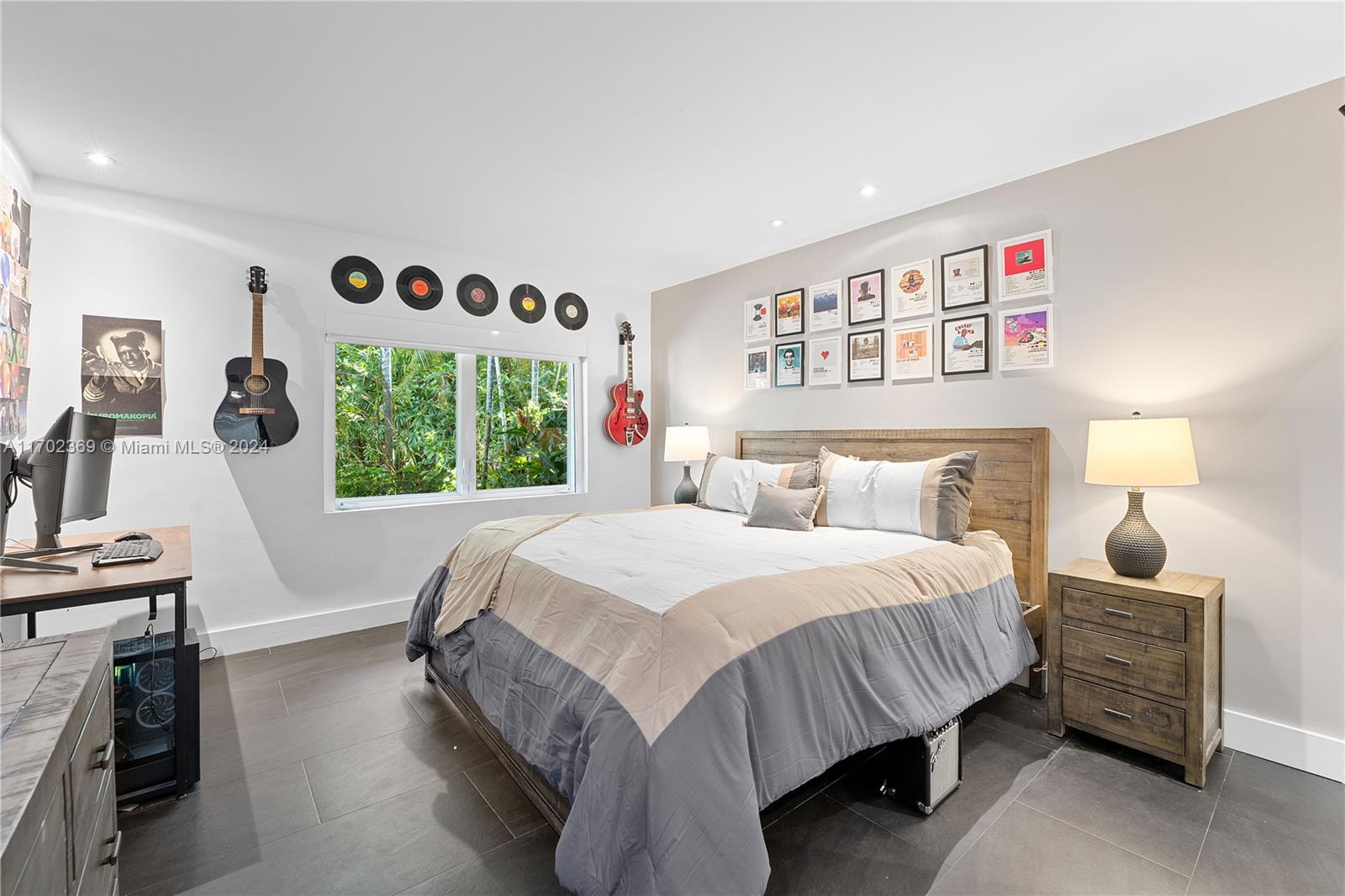 BAY POINT - Residential